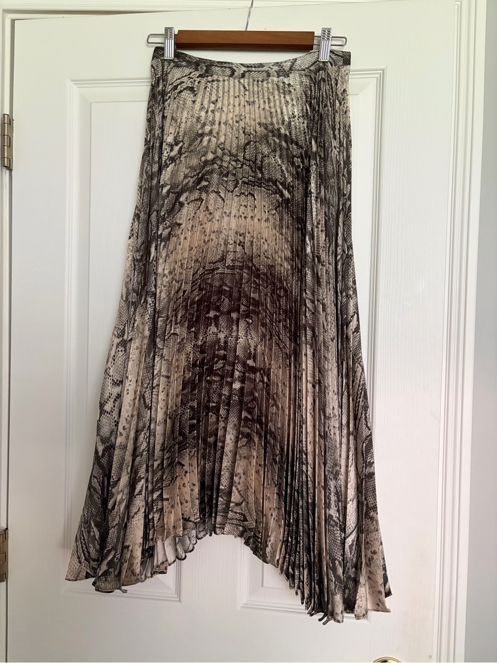 Wander Pleated Asymmetrical Snake-Print Skirt in Beige and Black